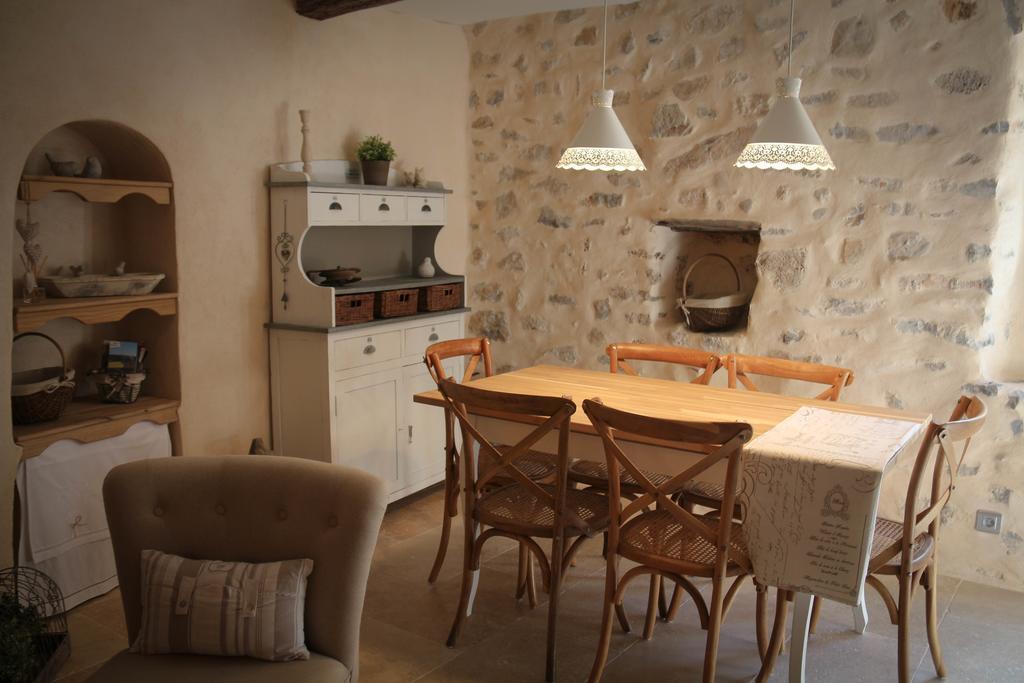 Gite Marceline Saint-Guilhem-le-Desert Cameră foto